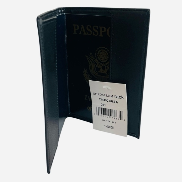 NIB Black Leather Passport Holder NORDSTROM Penguin Logo Travel Passport Case - Picture 3 of 6
